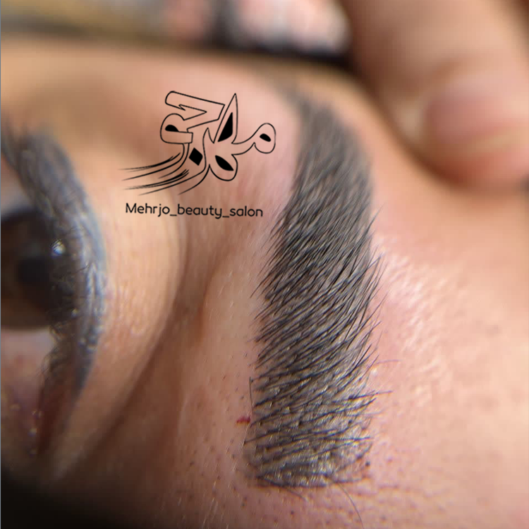 اصلاح صورت و ابرو در مسکن سزد